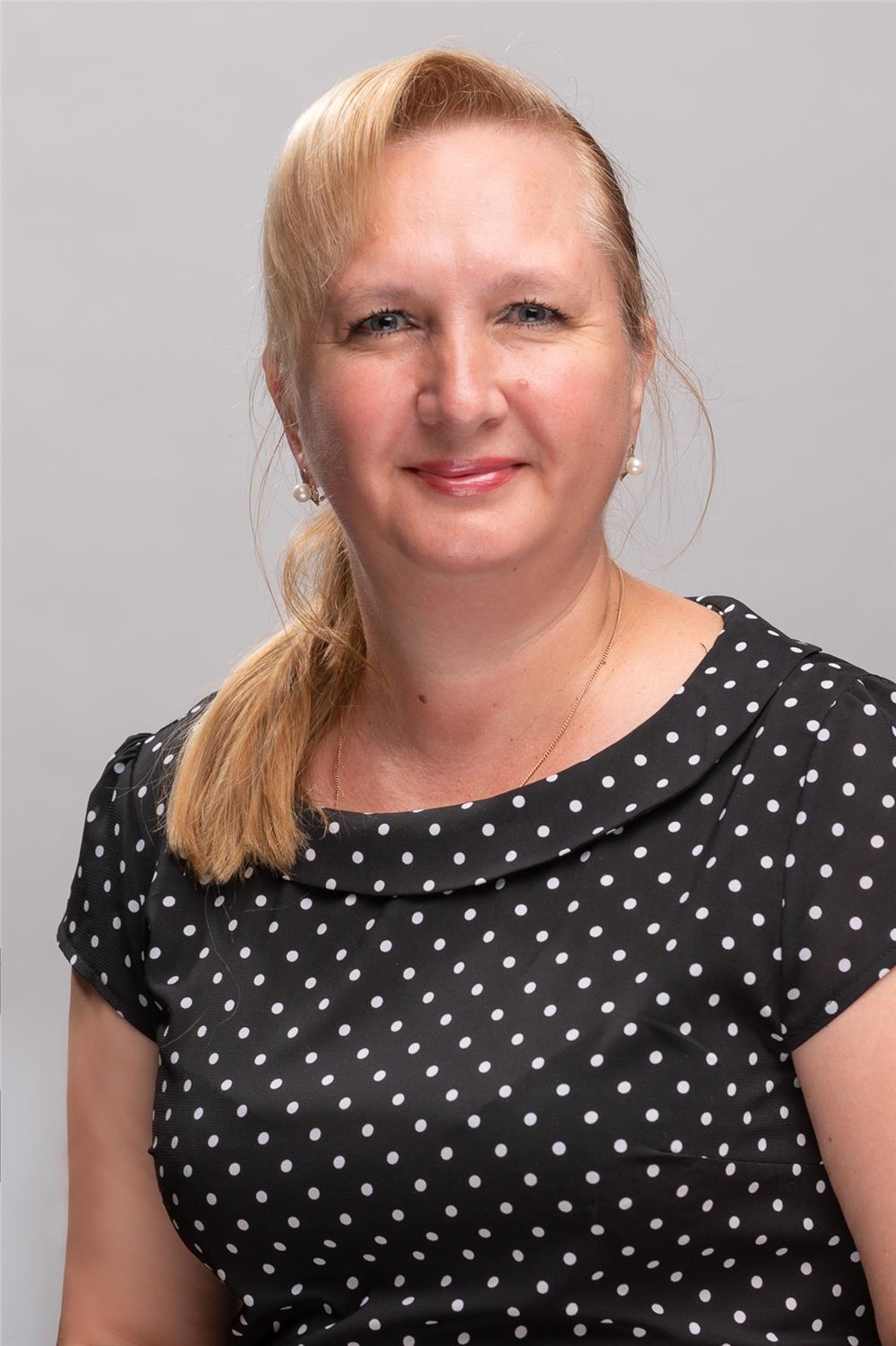 Portrait Elena Schmidt
